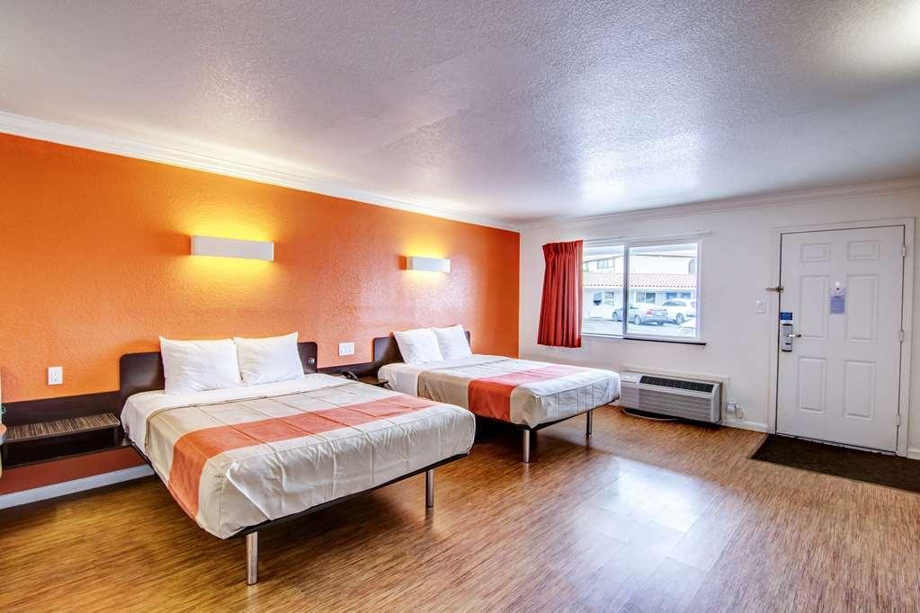 Motel 6 Manteca Cameră foto