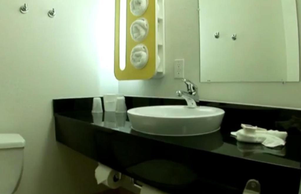 Motel 6 Manteca Cameră foto