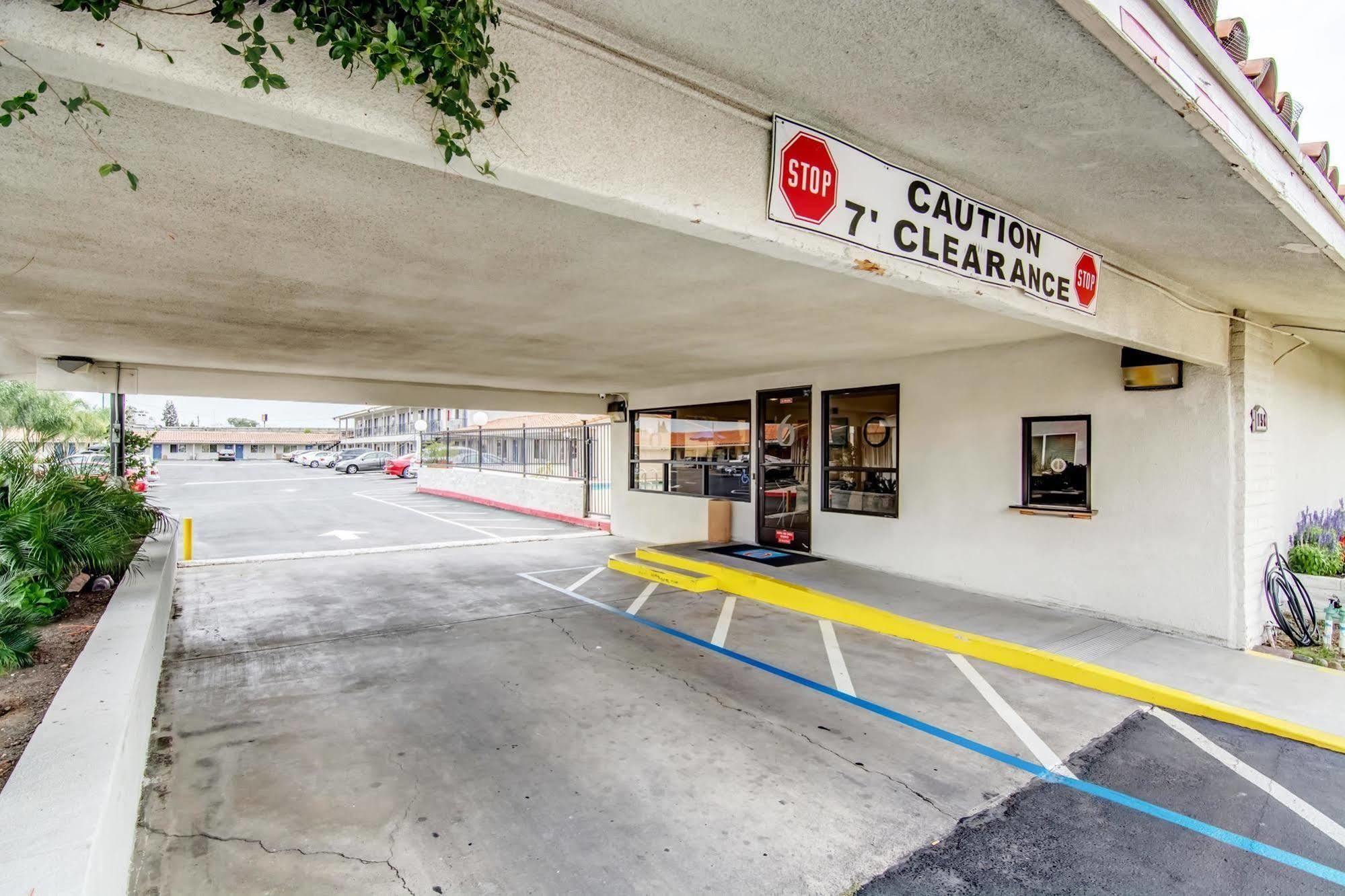 Motel 6 Manteca Exterior foto