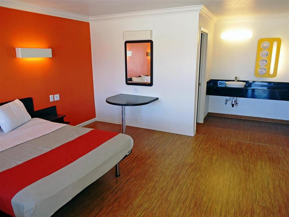 Motel 6 Manteca Cameră foto